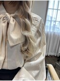 ホワイトベージュ×インナーカラー