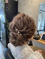 エニル(ENYL)&nbsp;ゆるふわルーズシニヨンヘア