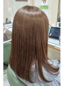 アエラス(Aeolus) 艶やかセミロング