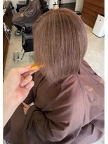 イロ(iro)&nbsp;似合わせカット+白髪ボカシ+髪質改善