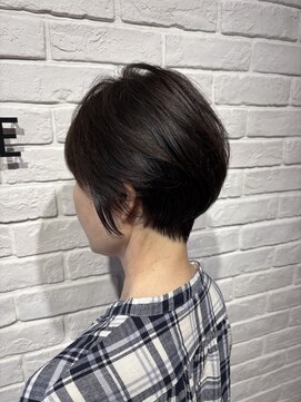 ヘア スパ ビューティー エールフォルム(HAIR SPA BEAUTY YELLFORME) 前下がりショート