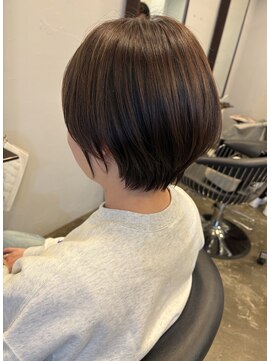 大人かわいいショートスタイル