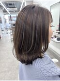 上品ハイライトの大人艶ミディ