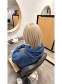 ホワイトベージュ