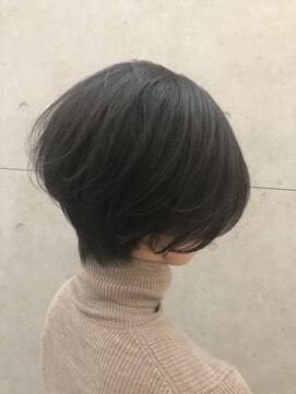 グランアディクト(Gran addict) 前下がりショートボブ