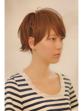 ブーケ(BOUQUET) ことりベージュ・外ハネ・耳かけ・小顔ショート