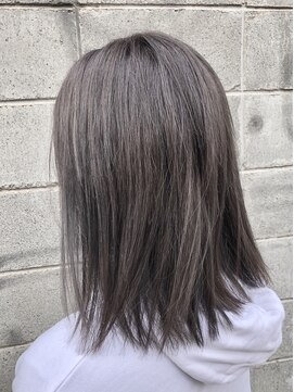 ライブトレア(LIVE TOREA) アッシュ