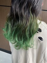 アイリー 名古屋(A/LEE) 裾カラー×グリーン
