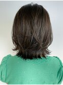 切りっぱなしくびれロブ_アースカラーくびれヘア_ba369731