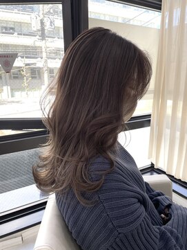 ジゼル 博多筑紫口店(GiseL) 透明感マロンベージュ【博多駅筑紫口】@halu_the_world