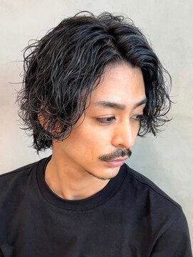 フィフス 名駅(fifth) 波巻きスパイラルパーマセンターパート波巻きパーマツーブロック