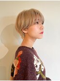ハンサムショート/ブロンドカラー/ケアブリーチ