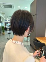 ビューエヒメ(VIEW EHIME)&nbsp;大人ラフウェーブ20代30代40代ボブブラウンスウィングショート