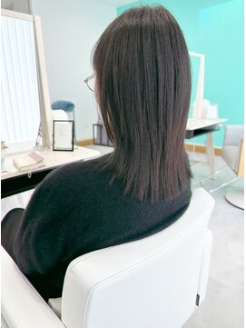 ユーフォリア(Euphoria.) 大人可愛いくびれミディアムスタイル