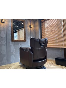 千駄木駅徒歩10秒！駅近で通いやすいから雨が降っても大丈夫◎長く通えるサロンをお探しの方にオススメ♪