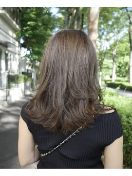 ビュートリアム 広尾(BEAUTRIUM) 大人のミディアムレイヤー