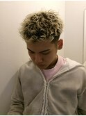 【心斎橋hen】スパイキーショート