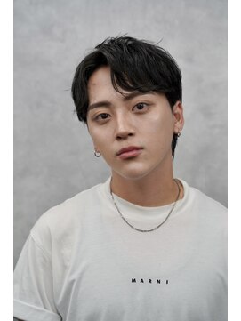 クロムトウキョウ ザ バーバー ネオン 新宿店(CHROM TOKYO the Barber ne/on) メンズパート/ナチュラルニュアンスパーマ