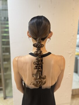 ラッド(Rad) タイトの編みおろしアレンジ