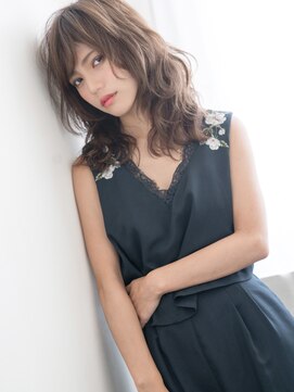 アミュゼ(amuser) イイ女顔×ハンサムニュアンス☆大人っぽフリンジウェーブ