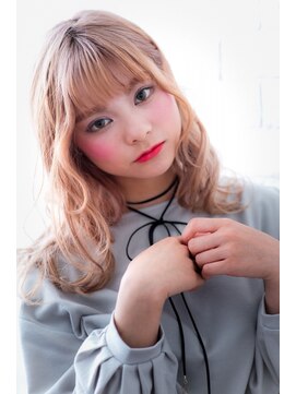 ヘアーアートシフォン 池袋西口店(Hair art chiffon) マッシュグレージュ簡単スタイリングセンターパート無造作個性的