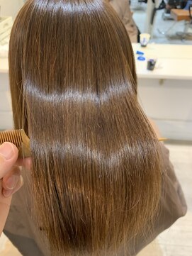 ジーナ 新宿(Zina) インカラミ縮毛矯正【ジーナ新宿　岩本　多矢】