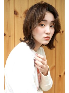 ブゾン(buZon) 【buZon ブゾン】外ハネボブ☆センターパート