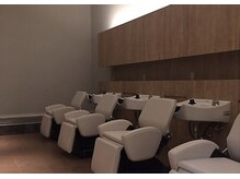 【crede hair周南久米店のこだわり】くつろげるシャンプーブース◎
