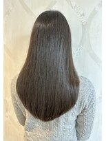 ピオラ(piola)&nbsp;毛先までつるんと整う、大人のナチュラルストレート