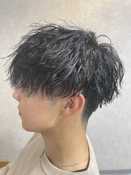 クラスタ(cluster) 縦落ちツイストスパイラルパーマ