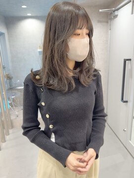 シー(shii..) 【shii..】#オリーブグレージュ#透明感カラー