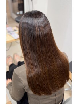 エメヘアデザイン ルイス(Aimer Hair Design Lewis) ヘアリセッター/縮毛矯正/弘前市