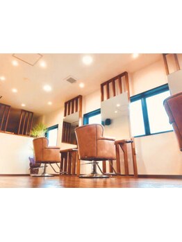 和モダンの落ち着いた店内でゆったり♪癒しと美を提供する《hair Lucia》で常に輝ける素敵スタイルを☆