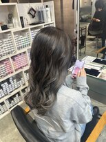 キャラ 池袋本店(CHARA)&nbsp;【大人気ダブルカラー】アッシュグレーで今までにない可愛さを♪