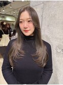 透明感抜群オリーブグレージュ