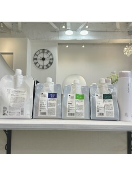 サロン ド プティパ(Salon de Petit pas)の写真/大人女性に大人気☆薬剤除去も◎髪に優しく、思わず触りたくなる手触りと長持ちうるつやな仕上がりを実感!