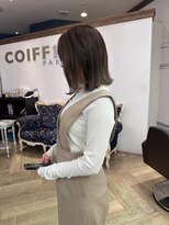 コワファースト 大分(COIFF1RST)&nbsp;切りっぱなしボブのベージュカラー