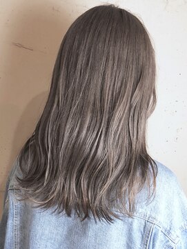 エイト 三軒茶屋店(EIGHT) EIGHT 三軒茶屋 ケアブリーチ×イルミナグレーアッシュ8/29