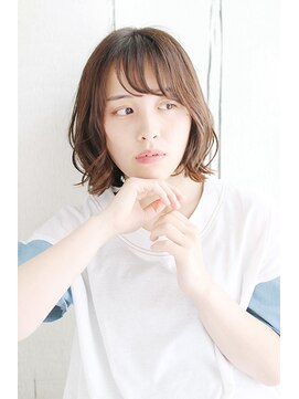 シュシュット(chouchoute) 吉祥寺3分/透明感セクションカラー外ハネボブペールベージュ/046