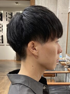 シルフィ(sylph) メンズ　メンズパーマ  ビジネスヘア　白髪染め　９