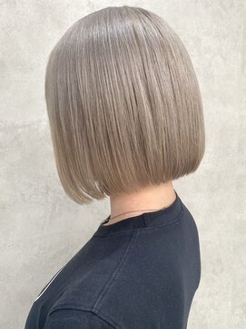 ルノン フィージュ(LUNON fieju) ブロンド/ホワイトブロンド/切りっぱなしボブ