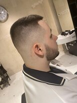 フランクスバーバーザスタンド(Frank’s barber the stand)&nbsp;フェードカットE