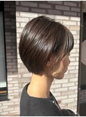 ショートボブ