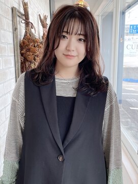 キュー(CUE) フェミニンロング、髪質改善、ヘッドスパ