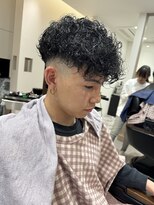 タカギ(TAKAGI) 外国人風スペインカールスキンフェード