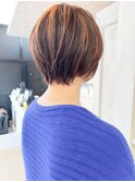 福山市美容室Caaryハイライト艶オレンジブラウンカラーショート
