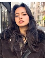 ヌエン 渋谷(NU/EN)&nbsp;海外ガールレイヤーカット/バタフライカット/ハッシュカット