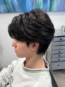 リベイル(LIVEIL) 第一印象アップフェザー