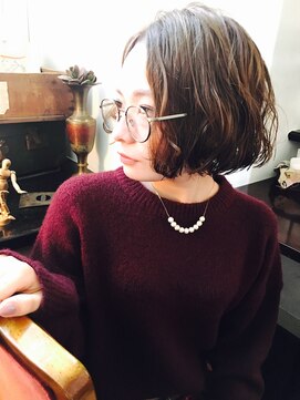 レンジシキチジョウジ (RENJISHI KICHIJOJI) 顎ラインウェーブボブ【RENJISHI】