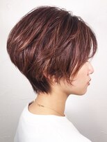 ビアンコ(BlANCO)&nbsp;【BLANCO北堀江】グレイ世代必見上品な前下がりショート